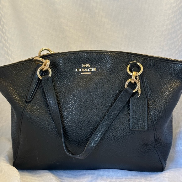 πππCoach Beautiful Black Leather Bag Approx 12β Wide & approx 7β tall. - Picture 10 of 13